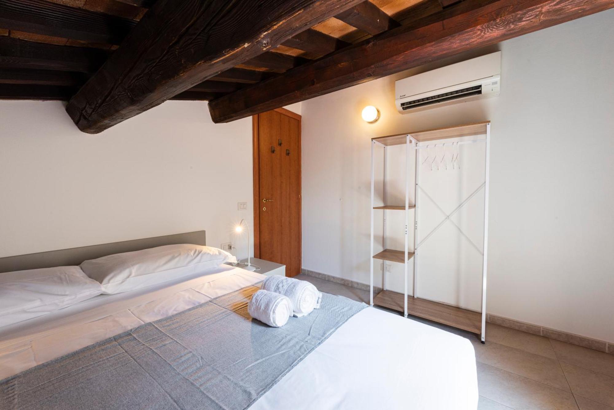 The Luxor - Corsica Apartment Florence